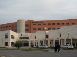 Los enfermeros de Medicina Interna del Hospital de Antequera denuncian la falta de material de seguridad contra el coronavirus