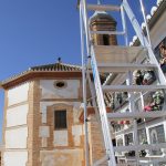 Ayuntamiento de Archidona compra dos nuevas escaleras con plataforma para el cementerio Municipal5
