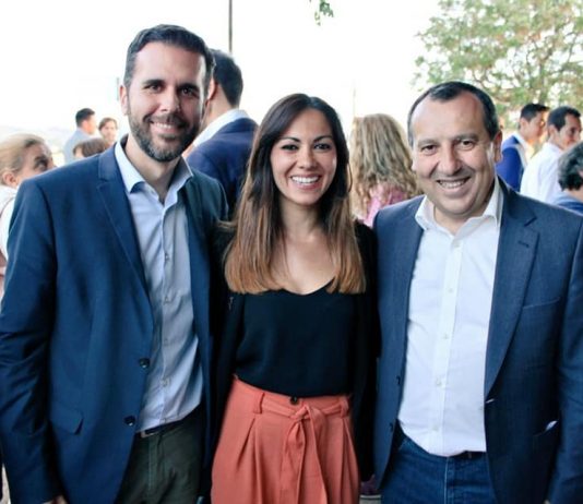 El PSOE presenta a su candidata en Bobadilla Estación y se compromete a apoyar a las ELAs