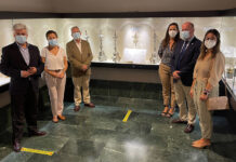 El Museo de la Ciudad de Antequera acoge una muestra con las piezas más destacadas del patrimonio orfebre de la Virgen de los Remedios