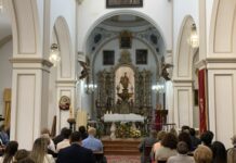 La Hermandad del Rocío celebra el triduo y el pregón en honor a la Virgen