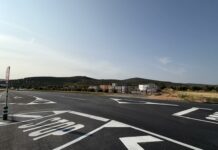La Junta acomete el reasfaltado de la carretera A-7203 a la altura del polígono de Villanueva del Rosario