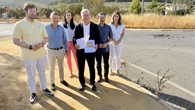 Antequera exige al Estado el arreglo “urgente” del tramo entre el Romeral y la A-45 tras demostrar que es de titularidad estatal 5 mbaron carretera pean 22072025 2