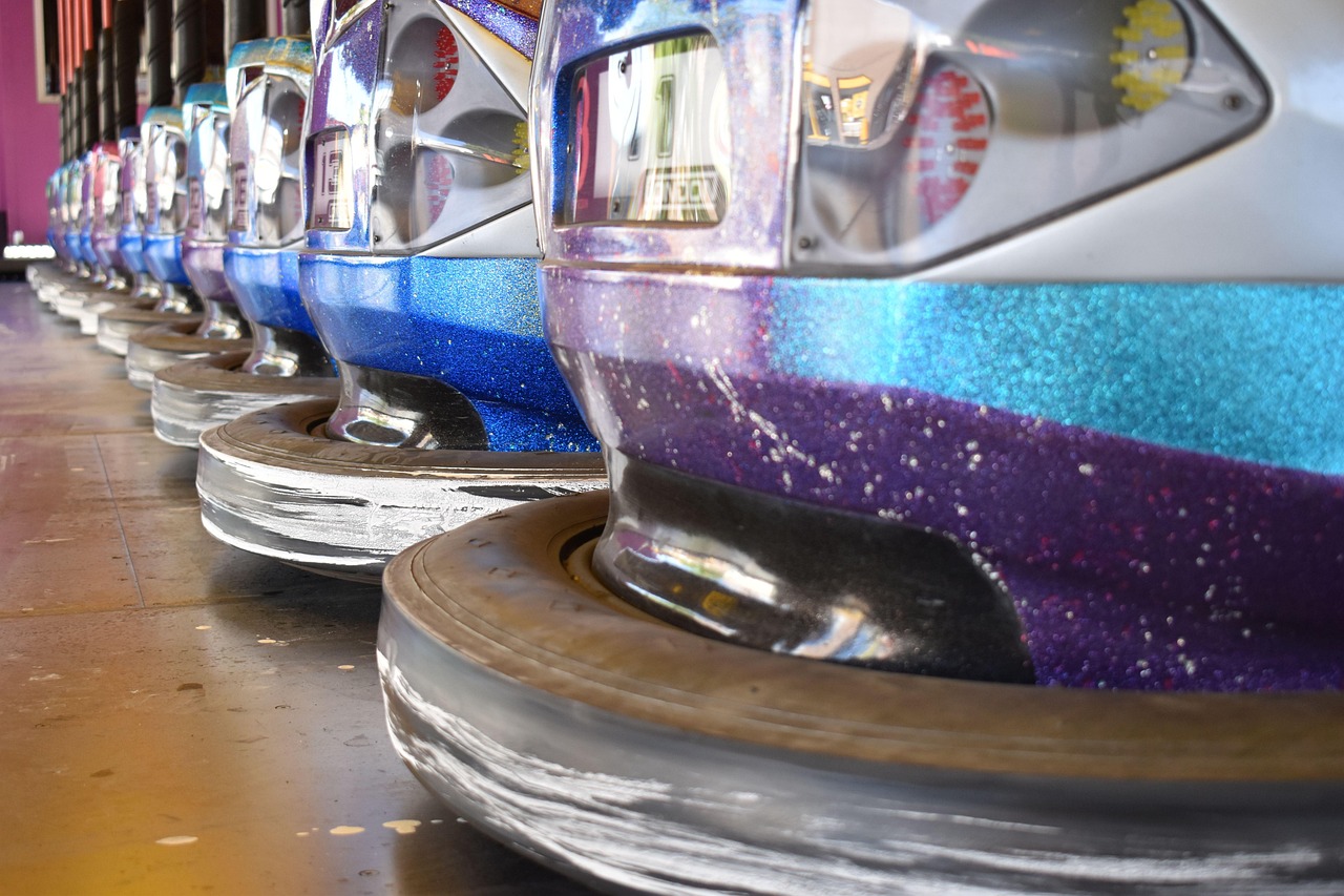 COMARCA Familias de Valle de Abdalajis denuncian danos oculares en sus hijos tras montarse en los coches de choque de la feria