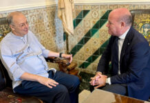Marco Frisina visita el Ayuntamiento de Antequera antes del gran concierto de este viernes en la Colegiata de Santa María