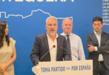 Bendodo reivindica en Antequera la gestión del PP y arremete contra el Gobierno de Sánchez