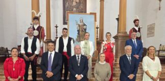 Antequera premia la trayectoria y el compromiso de sus vecinos en el Día de la Ciudad