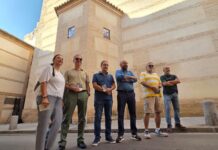 Manuel Romero propone un viaje en blanco y negro por lugares emblemáticos de Antequera en el Espacio Tribuna