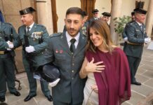 Una pedida de mano, reconocimientos y un homenaje a los caídos, así ha sido la festividad de la Guardia Civil en Antequera