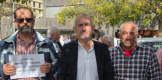 Agricultores se unen en Antequera en apoyo a un compañero investigado por participar en las protestas del campo: «No somos delincuentes»
