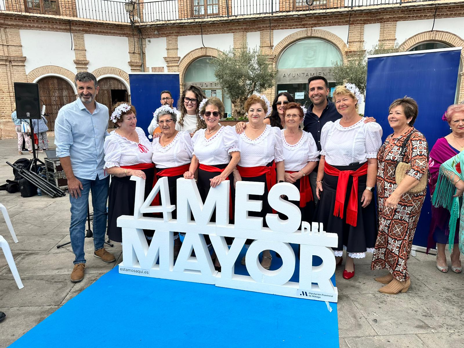 desfile mayores de la costura 6