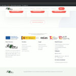 Antetítulo: Innovación tecnológica en Antequera Título: Antequera inaugura red Wi-Fi pública y estaciones meteorológicas Subtítulo: La ciudad lidera el proyecto Smart City con nuevas tecnologías Entradilla (lead): Antequera ha dado un paso significativo en su camino hacia la modernización al inaugurar una red de Wi-Fi pública compuesta por once puntos de acceso y seis estaciones meteorológicas con telegestión. Esta iniciativa forma parte del proyecto Smart City que busca mejorar la calidad de vida de los ciudadanos y potenciar el turismo en la región. Cuerpo: La presentación oficial tuvo lugar en el Mirador de Michael Hoskin, a los pies de la Alcazaba y la Colegiata de Santa María. Durante el acto, se destacó la importancia de estas instalaciones tecnológicas, que permitirán a los ciudadanos y turistas acceder a información en tiempo real sobre las condiciones meteorológicas y disfrutar de conexión Wi-Fi gratuita en diversos puntos estratégicos de la ciudad. Las estaciones meteorológicas están ubicadas en lugares clave como el Centro de Visitantes del Torcal de Antequera y el Colegio La Peña de Cartaujal. Estas estaciones proporcionarán datos sobre temperatura, velocidad del viento y presión atmosférica, entre otros. Por su parte, los puntos de acceso Wi-Fi se encuentran en áreas concurridas como la Casa de la Juventud y el Mercado de Abastos, facilitando así la conectividad para residentes y visitantes. El proyecto ha requerido una inversión total cercana a los 380.000 euros, financiados en su mayoría por red.es, y ha beneficiado a trece municipios de la provincia de Málaga, destacando a Antequera como un referente en innovación tecnológica. Cierre (remate): Con esta iniciativa, Antequera se posiciona a la vanguardia de las ciudades inteligentes, mejorando la experiencia de sus habitantes y visitantes, y reforzando su atractivo turístico. Resumen destacado: Antequera inaugura red Wi-Fi y estaciones meteorológicas, impulsando turismo. sin **