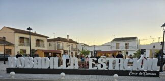 Bobadilla Estación inaugura su renovada Plaza de España
