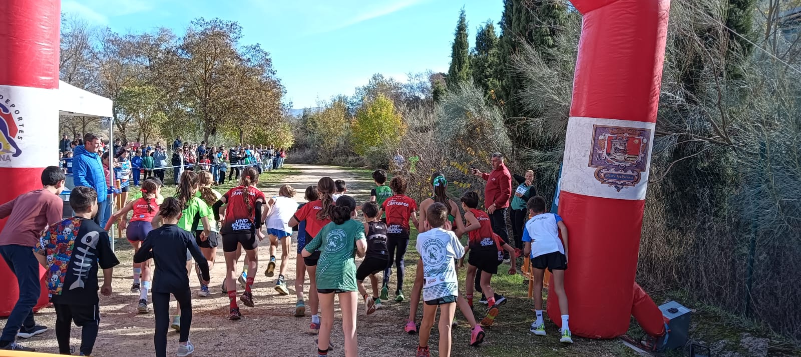 Más de 200 atletas en el treinta aniversario de la carrera Campo a Través de Archidona 14 588865264 839844502335646 8971244744449030716 n