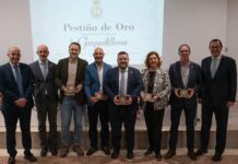 La Cofradía del Huerto de Archidona entrega el Pestiño de Oro a la revista ‘Los Campanilleros’