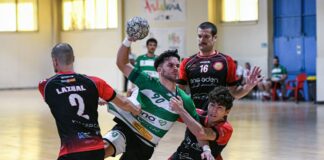 El Sano Antequera domina el derbi en Mijas con una contundente victoria (24-34)