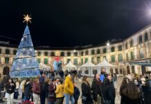 Archidona da la bienvenida a la Navidad con el tradicional encendido navideño