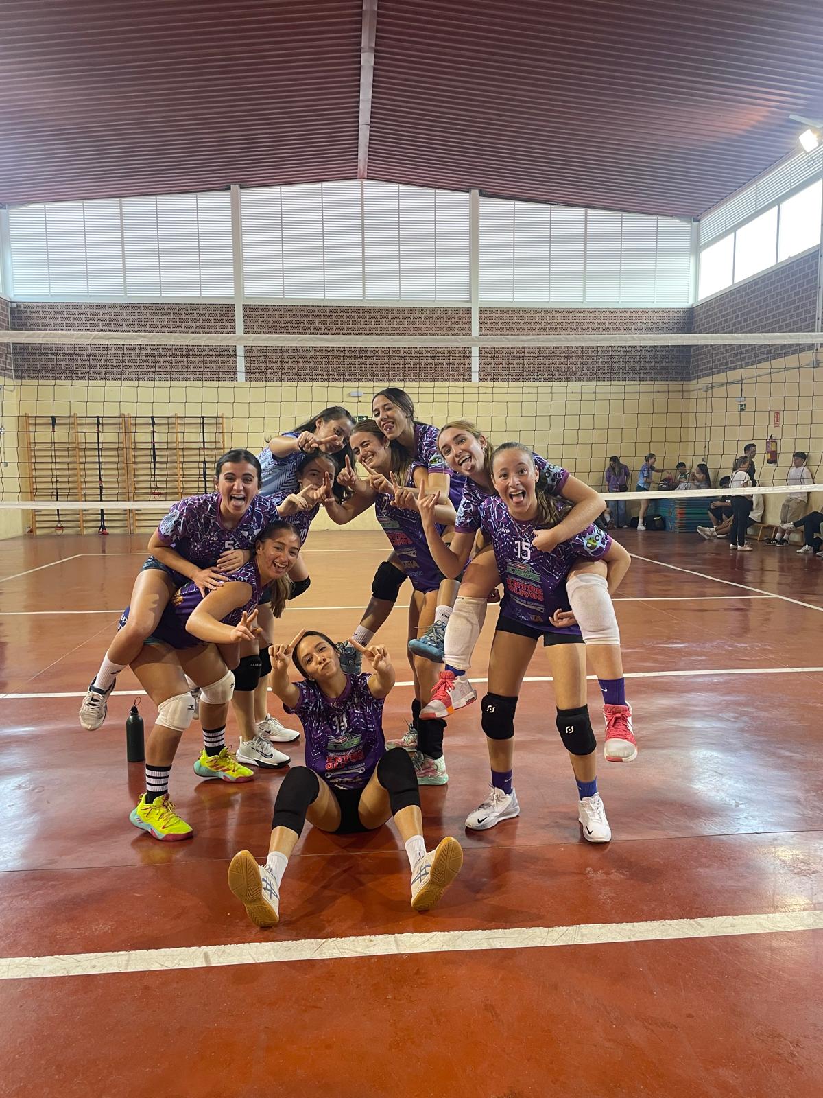 juveniles fem 01 11 2025