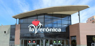 La Junta organiza una jornada de vacunación sin cita este sábado en el Centro Comercial la Verónica