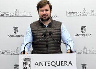 Antequera convoca ocho nuevas plazas de empleo público: cuatro de auxiliar administrativo y cuatro de conserje