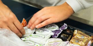 La llegada del frío impulsa la campaña de mantecados en Antequera