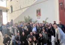 Las parroquias de Santiago y de San Pedro de Antequera peregrinan a Sevilla por el año Jubilar de la Esperanza