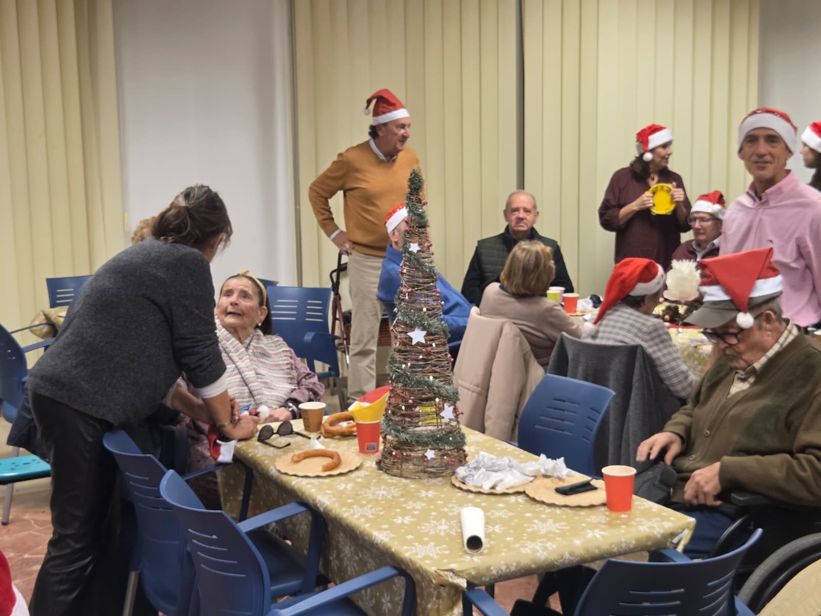 WhatsApp Image 2025 12 16 at 19.43.40