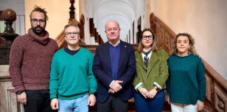 La asociación ‘El Caldeo’ y el alumnado de Bachillerato de Artes del IES Pedro Espinosa, protagonistas del Carnaval de Antequera 2026