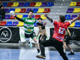 El Sano Antequera da un paso en falso sin perder el liderato (31-32)