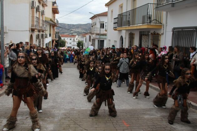 Pasacalles del Carnaval 2025 de Cuevas de San Marcos