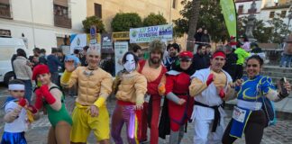 GALERÍA | Antequera despidió el año con una San Silvestre cargada de color, diversión y espíritu gamer