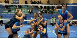 El equipo juvenil femenino de la Vega Vóley se proclama campeón de liga a falta de un partido