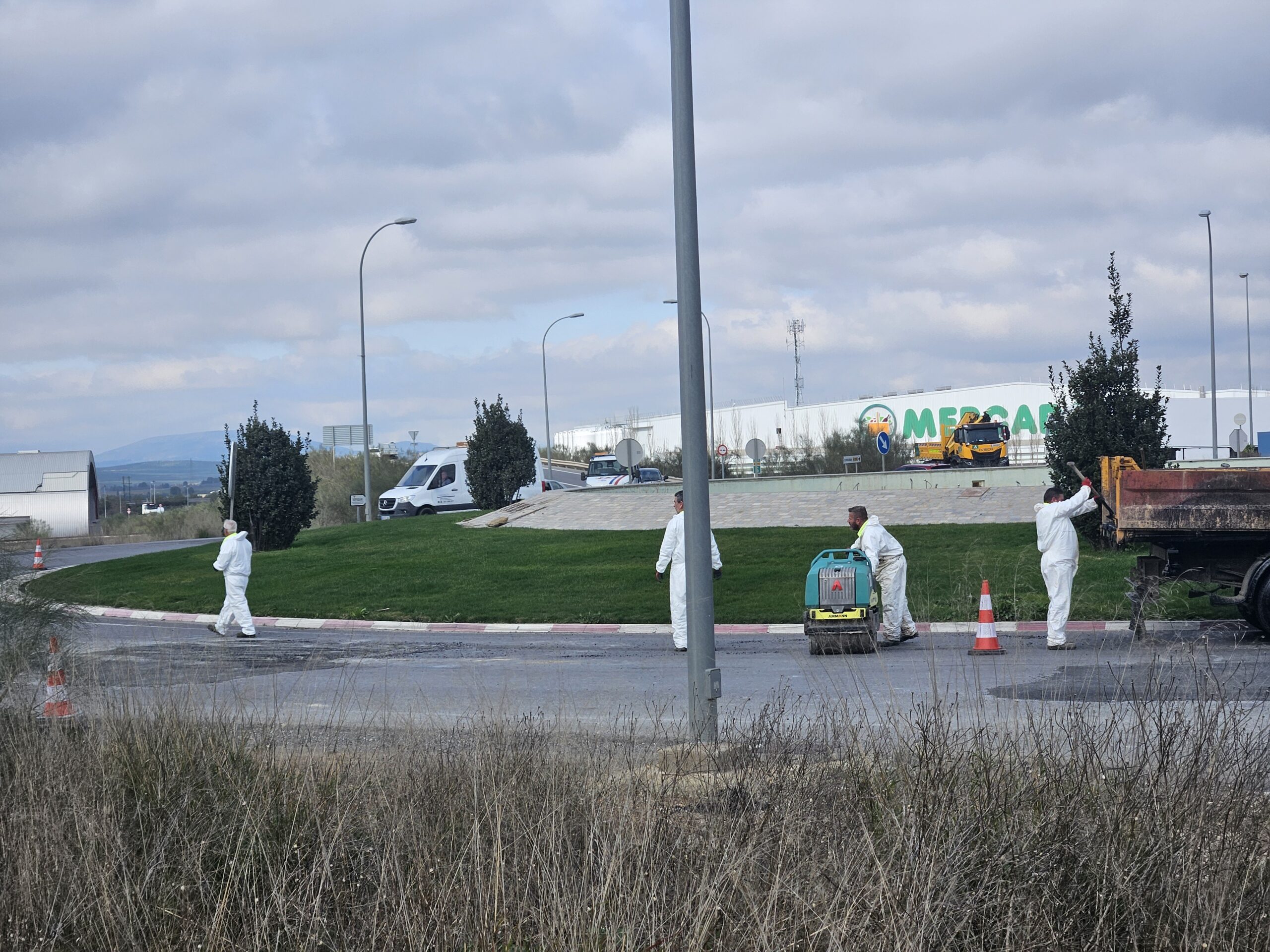 La Junta ejecuta el arreglo provisional del tramo de la carretera A-7282 entre el Romeral y la A-45 8 20260218 133749 scaled