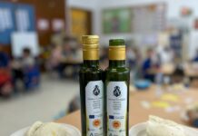 Dcoop colabora con la realización de 42.430 desayunos con motivo del Día de Andalucía