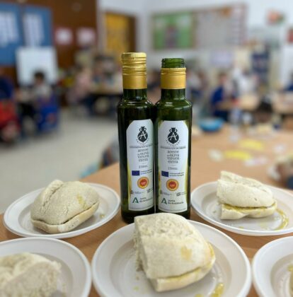 69a000cd9dddc 260220. desayuno dop antequera en ceip manzano jimenez de campillos e1772104587516