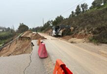 Las fuertes precipitaciones provocan desprendimientos, socavones y pérdidas de firme en gran parte de los caminos de Cañete la Real