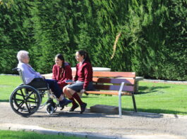 Alumnos de La Salle Virlecha dan voz a las memorias de los mayores de Antequera
