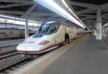 Barón alerta sobre el «caos» de Renfe en vísperas de Semana Santa