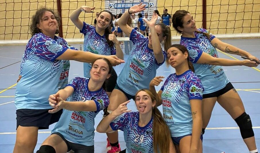 Cara y cruz para los equipos sénior de la Vega Vóley 2 WhatsApp Image 2026 02 15 at 21.49.051 e1771232800305