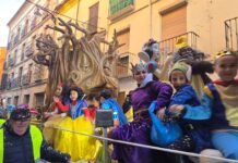 El Carnaval de Antequera llena de música y color la ciudad durante el fin de semana