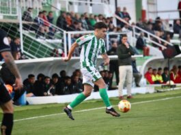 El Antequera CF suma tres nuevos puntos en El Maulí (2-0)