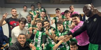 Los Dólmenes suman una nueva victoria en casa al vencer por 34-21 a Balonmano Málaga
