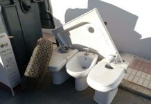 Villanueva de Algaidas pide civismo ante el aumento de enseres abandonados junto a los contenedores