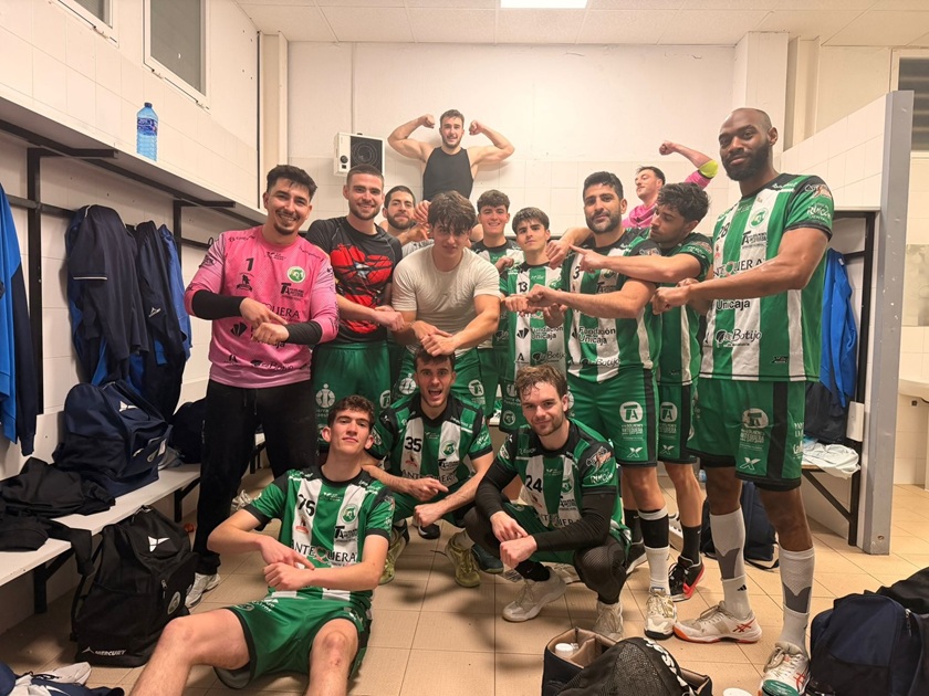 El Balonmano Dólmenes Antequera gana en Pozuelo de Calatrava y sigue líder (28-31) 1 655886157 18318428737284221 4043764905329181560 n