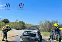 Un coche queda calcinado en la A-7075 de Antequera tras un incendio sin heridos