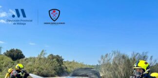 Un coche queda calcinado en la A-7075 de Antequera tras un incendio sin heridos