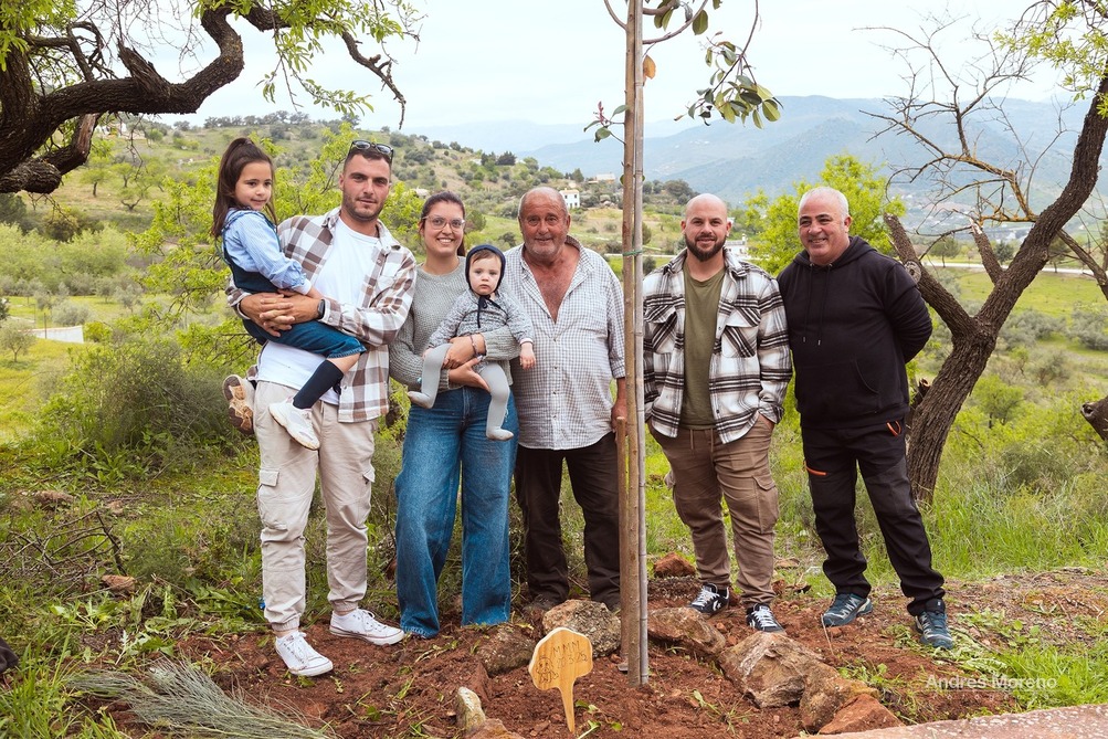 657455718 1355119409976632 80204