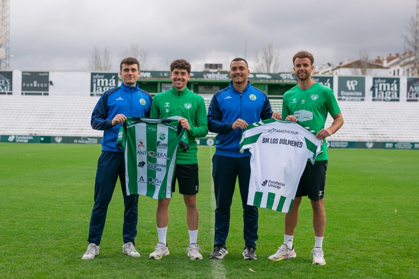 El Antequera CF y el Club Balonmano Los Dólmenes se unen en un acuerdo de colaboración 1 Balonmano 7 1536x1024 1