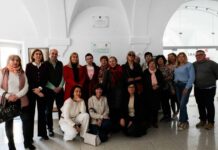 El IES Luis Barahona de Archidona descubre una placa en honor a Leonor Félix de Morales