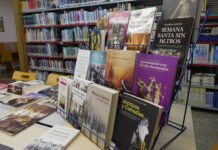 La Biblioteca de Archidona estrena una exhaustiva sección bibliográfica sobre la Semana Santa andaluza
